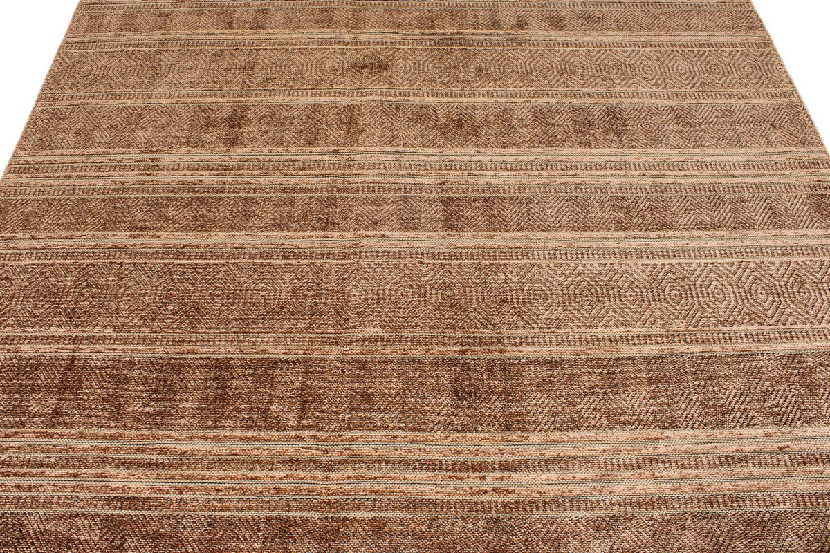 7x9 Brown and Light Brown Modern Contemporary Rug