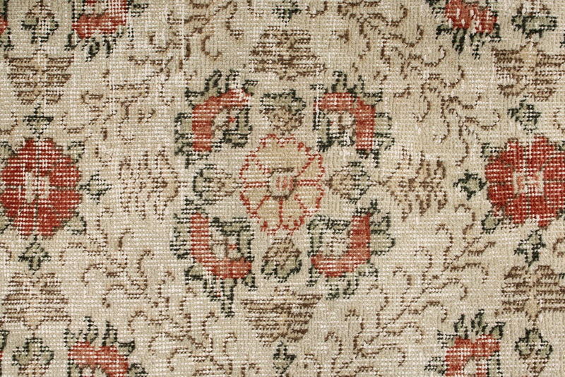 5x8 Ivory and Rose Turkish Anatolian Rug