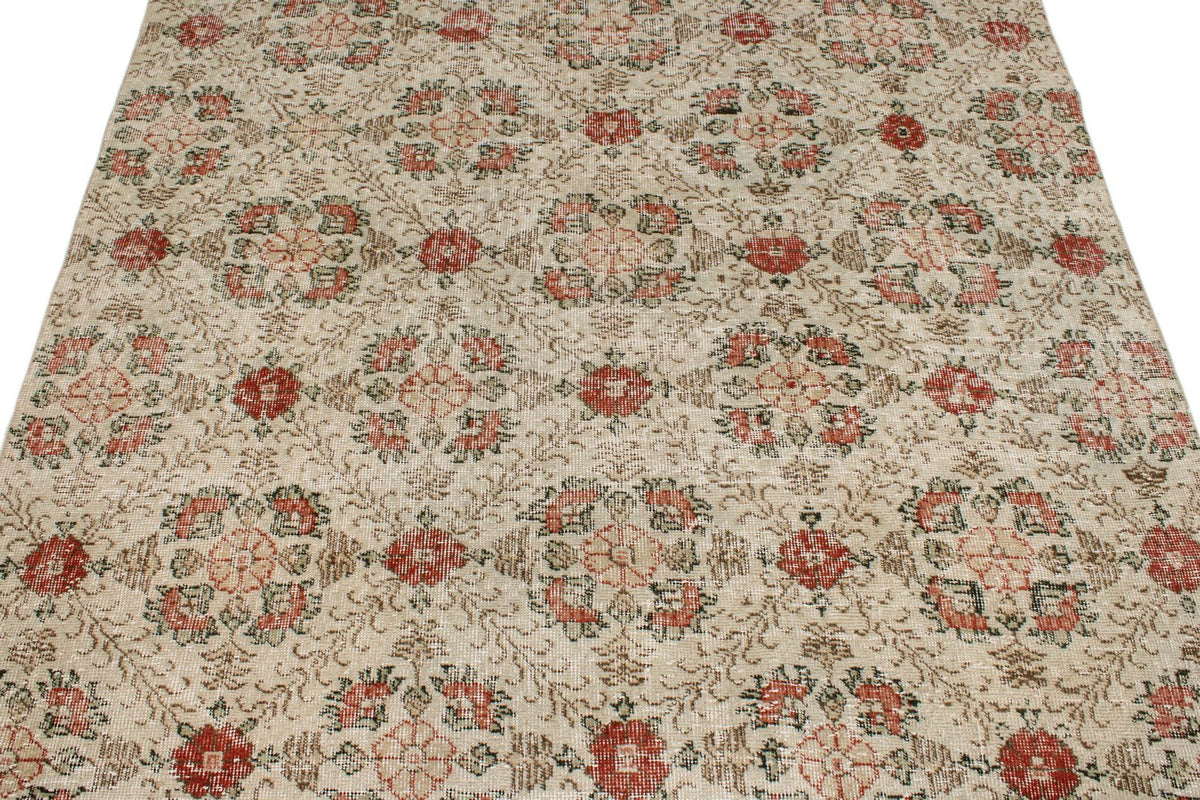 5x8 Ivory and Rose Turkish Anatolian Rug