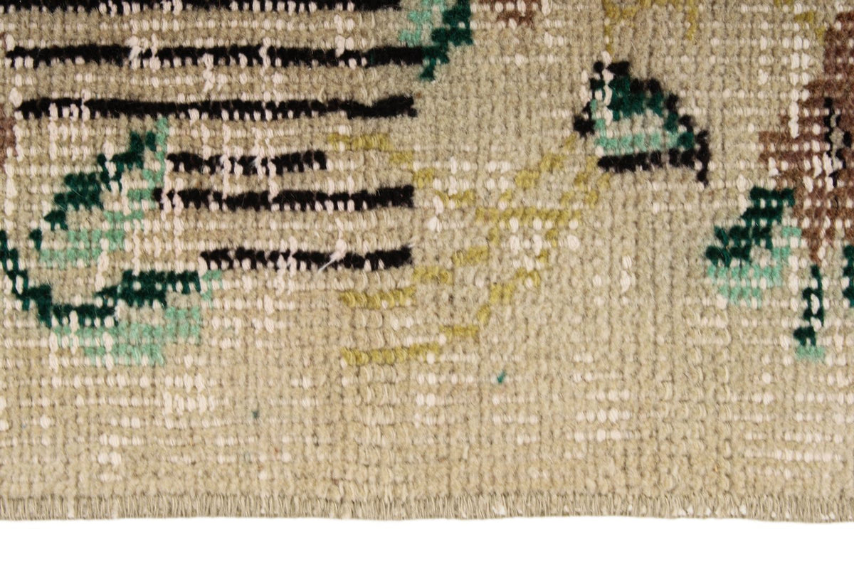 6x9 Ivory and Multicolor Turkish Anatolian Rug