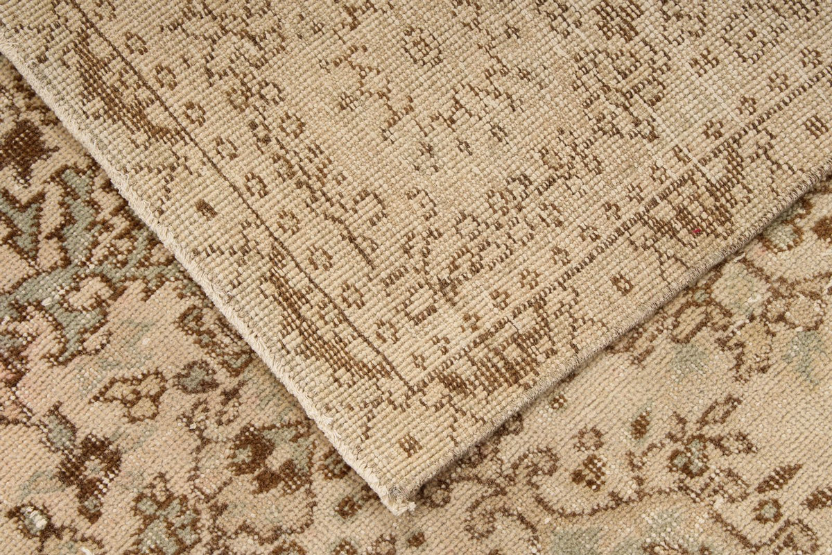 5x9 Ivory and Beige Anatolian Turkish Tribal Rug
