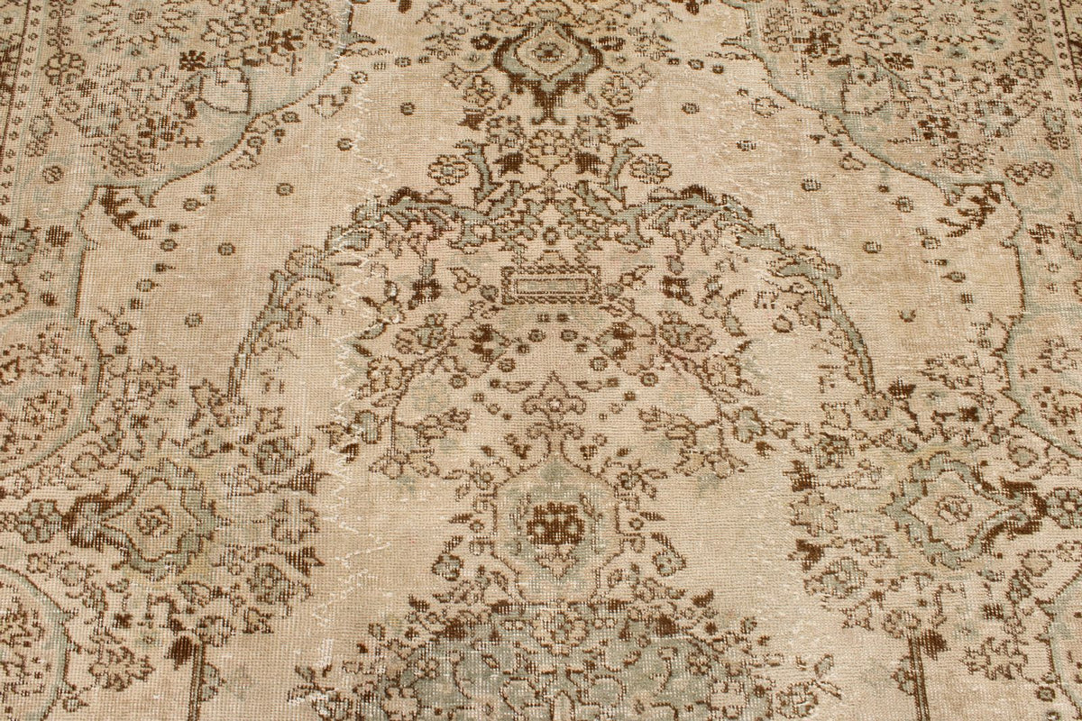 5x9 Ivory and Beige Anatolian Turkish Tribal Rug