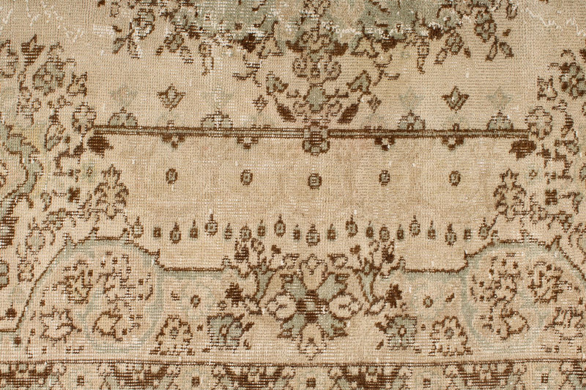 5x9 Ivory and Beige Anatolian Turkish Tribal Rug