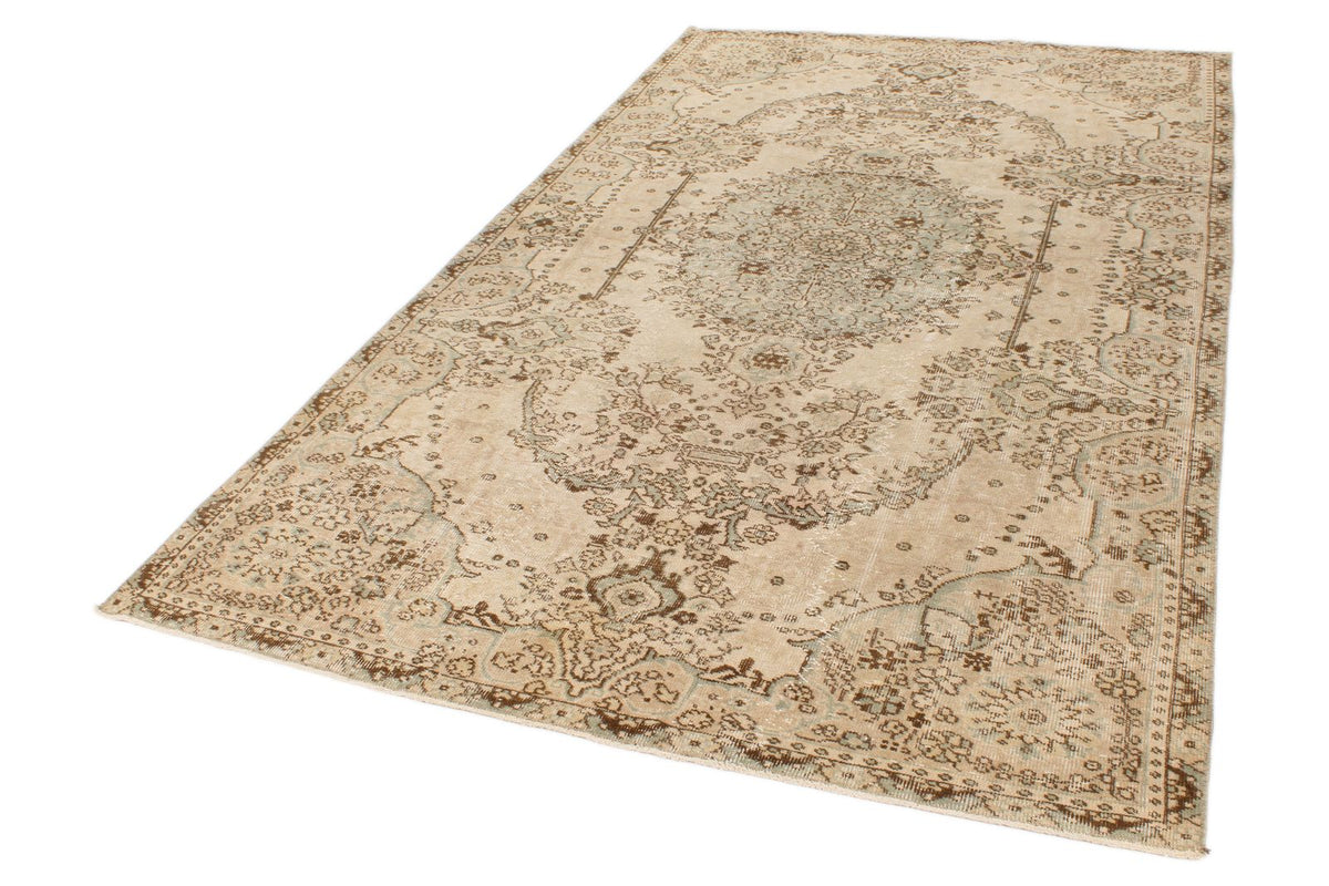 5x9 Ivory and Beige Anatolian Turkish Tribal Rug