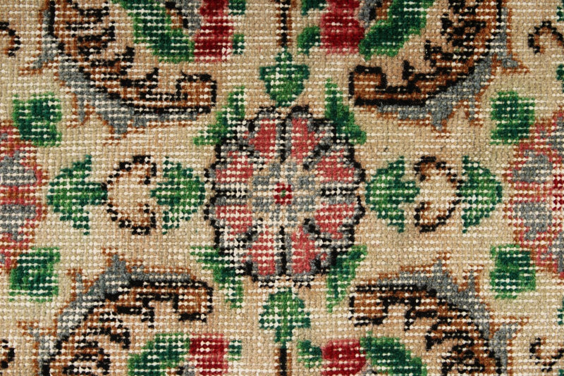 7x10 Ivory and Red Turkish Anatolian Rug