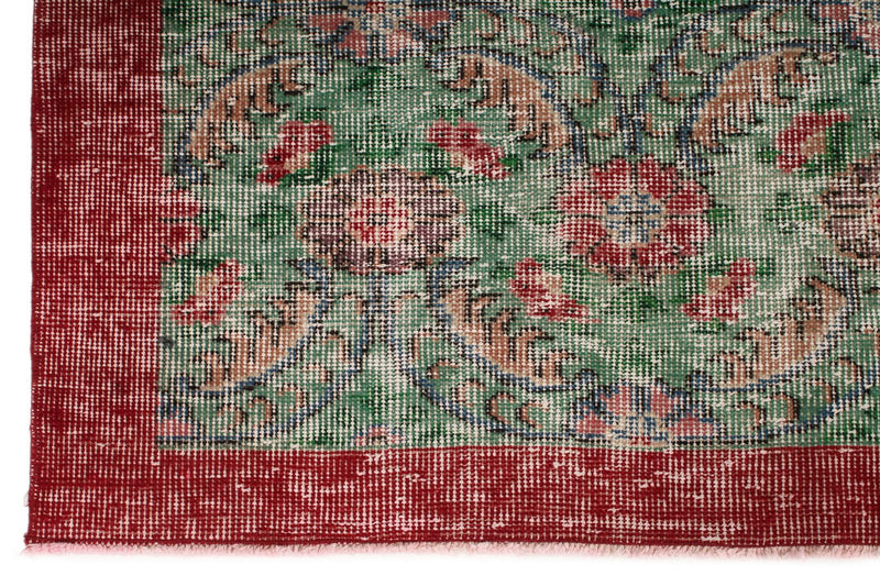 6x9 Multicolor and Red Turkish Anatolian Rug