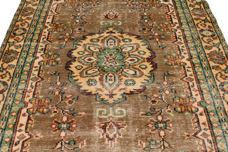 6x10 Light Brown and Multicolor Modern Contemporary Rug