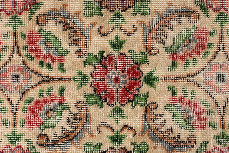 7x10 Ivory and Red Turkish Anatolian Rug