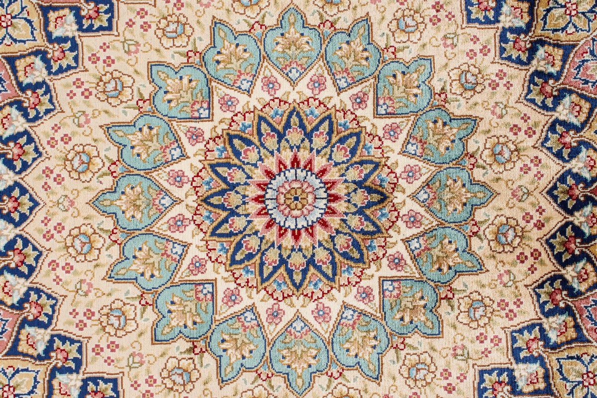 6x9 Light Blue and Ivory Turkish Silk Rug