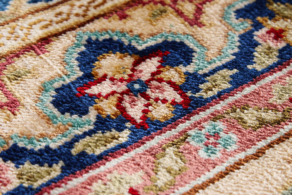 6x9 Light Blue and Ivory Turkish Silk Rug