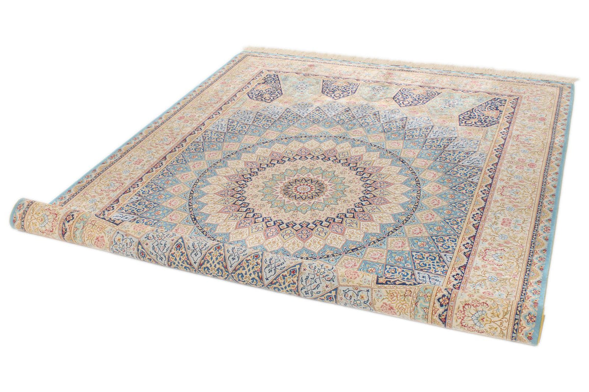 6x9 Light Blue and Ivory Turkish Silk Rug