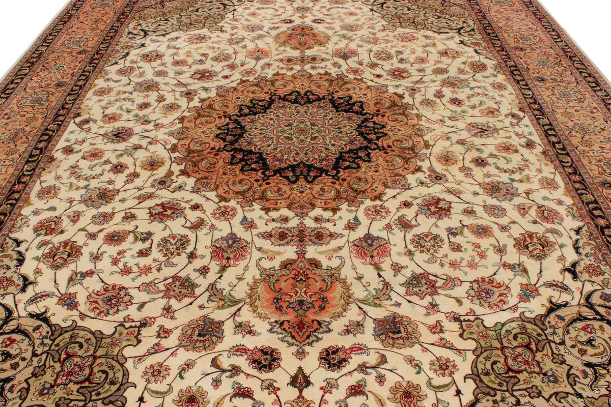 10x13 Ivory and Peach Persian Traditional Rug