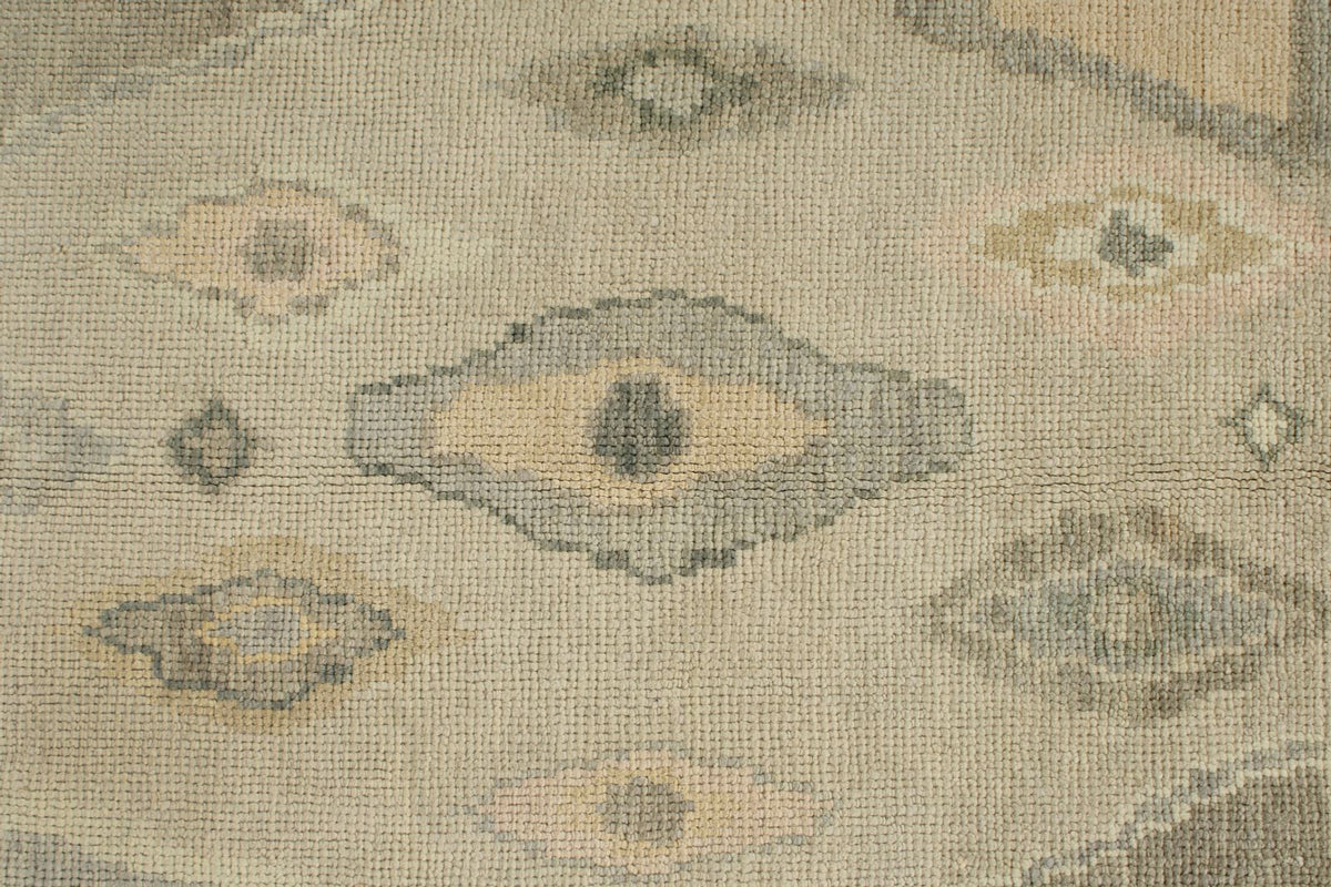 4x7 Ivory and Multicolor Turkish Oushak Rug