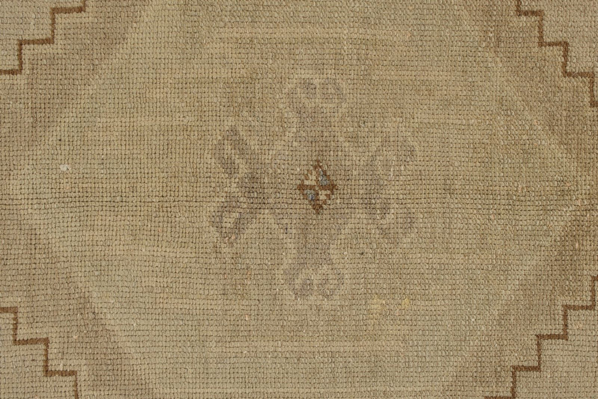 4x9 Ivory and Beige Turkish Tribal Rug