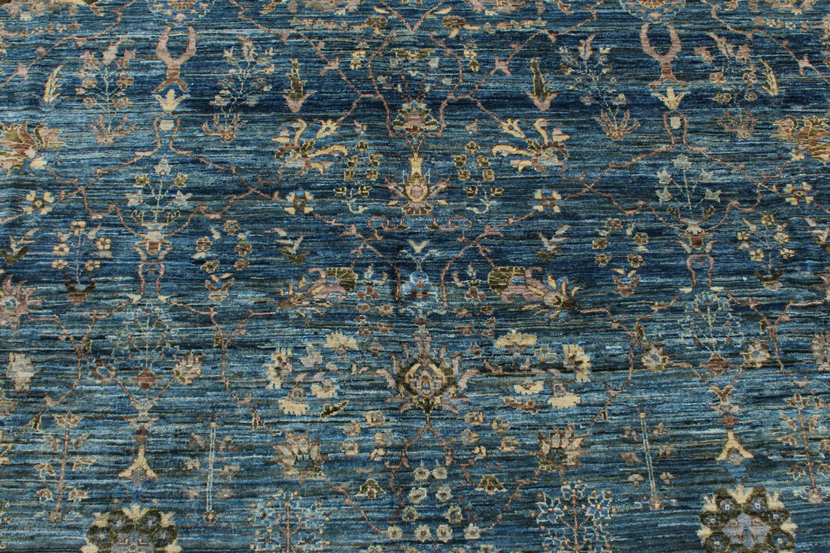 8x9 Navy and Blue Traditional Rug