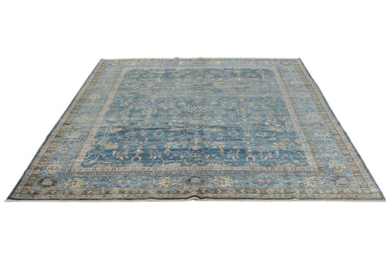 8x9 Navy and Blue Traditional Rug