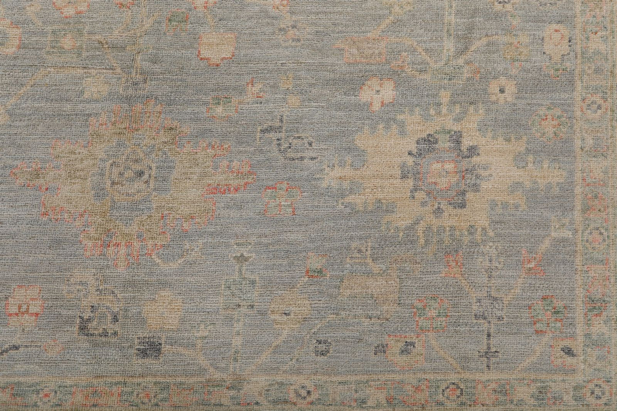 8x10 Beige and Ivory Turkish Oushak Rug