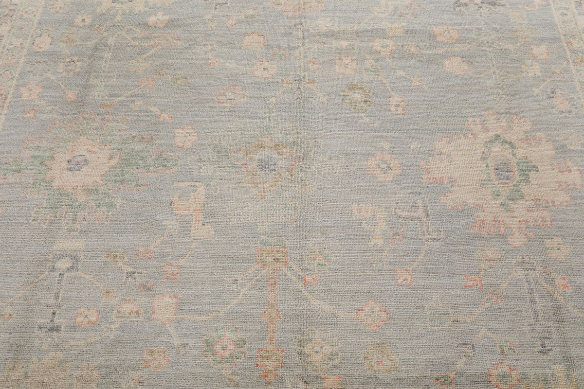8x10 Beige and Ivory Turkish Oushak Rug