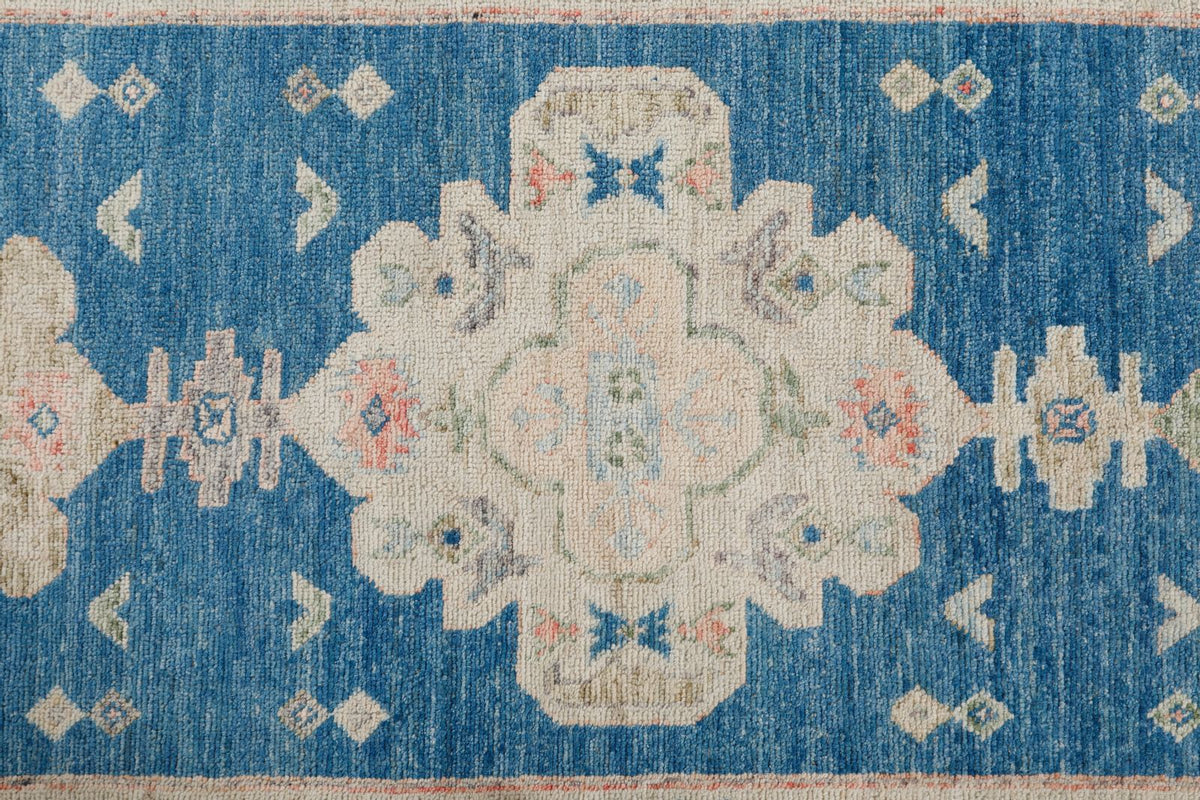 3x17 Navy and Ivory Oushak Runner