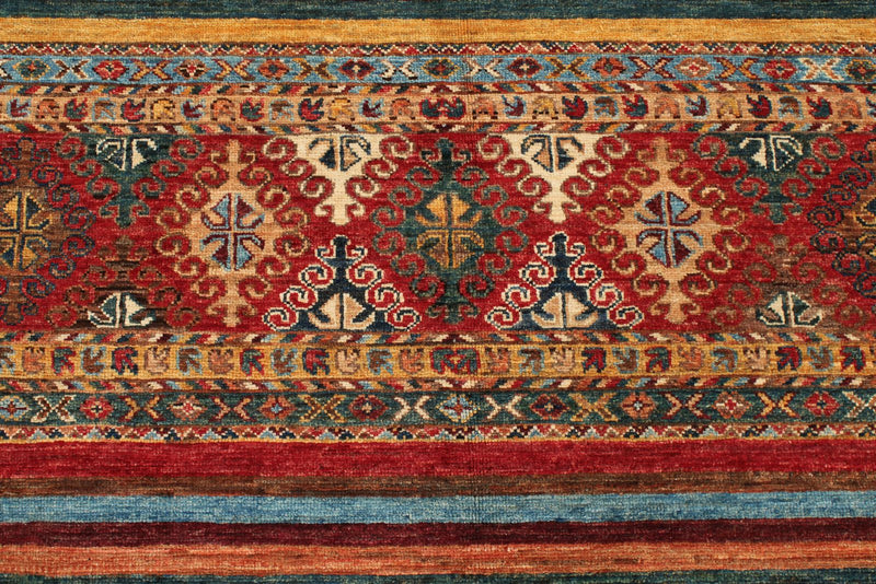 5x7 Brown and Multicolor Tribal Rug