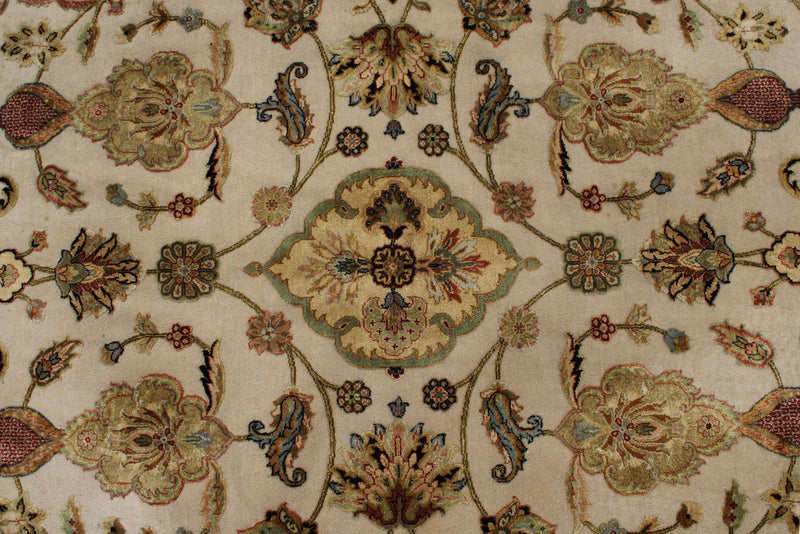 8x8 Ivory and Black Turkish Traditional Rug