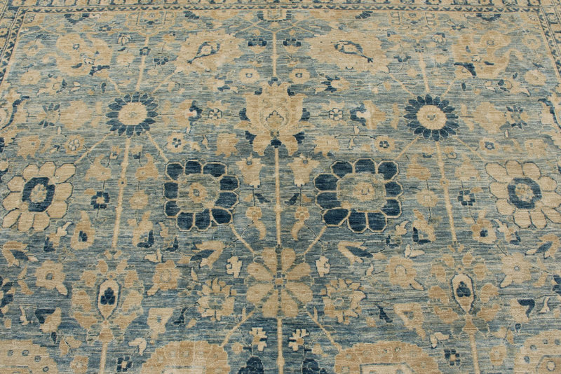 9x12 Light Blue and Beige Traditional Rug