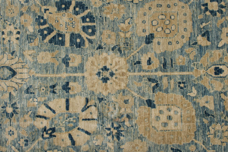 9x12 Light Blue and Beige Traditional Rug