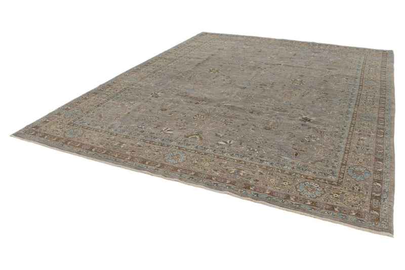 9x12 Gray and Gray Traditional Rug