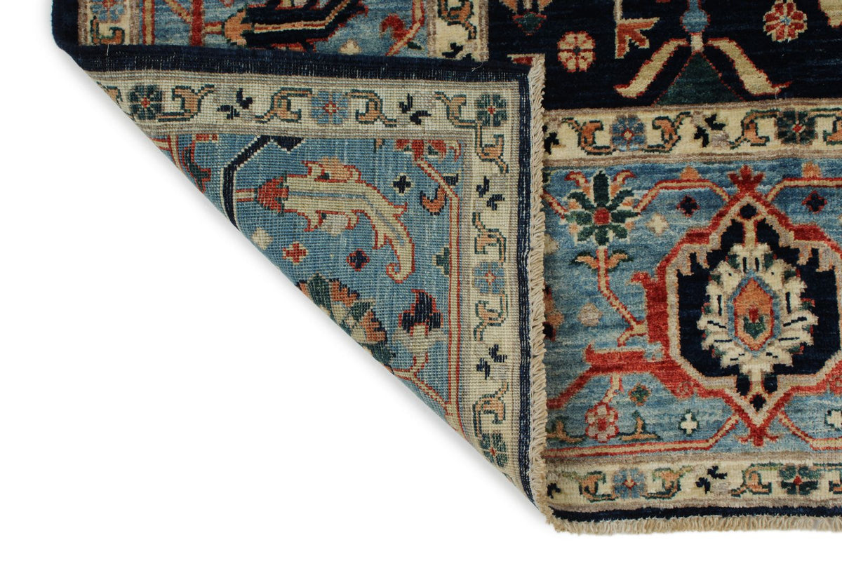 8x10 Navy and Blue Traditional Rug