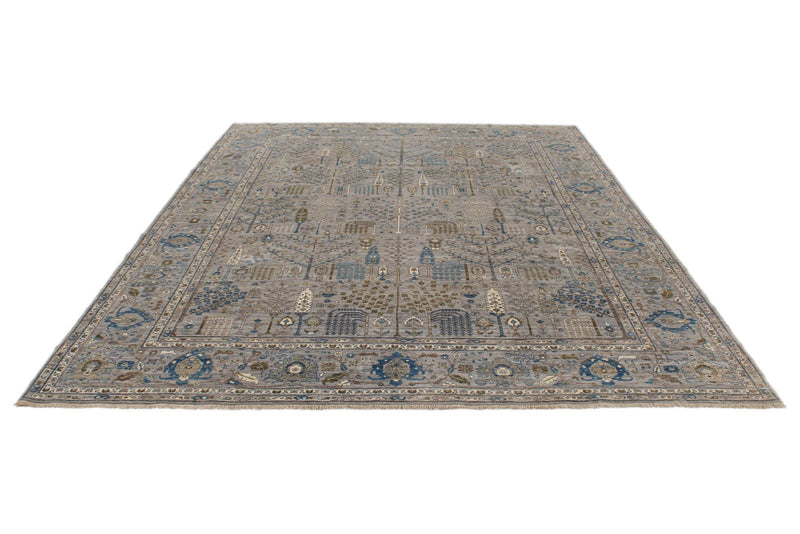 8x10 Gray and Light Blue Traditional Rug