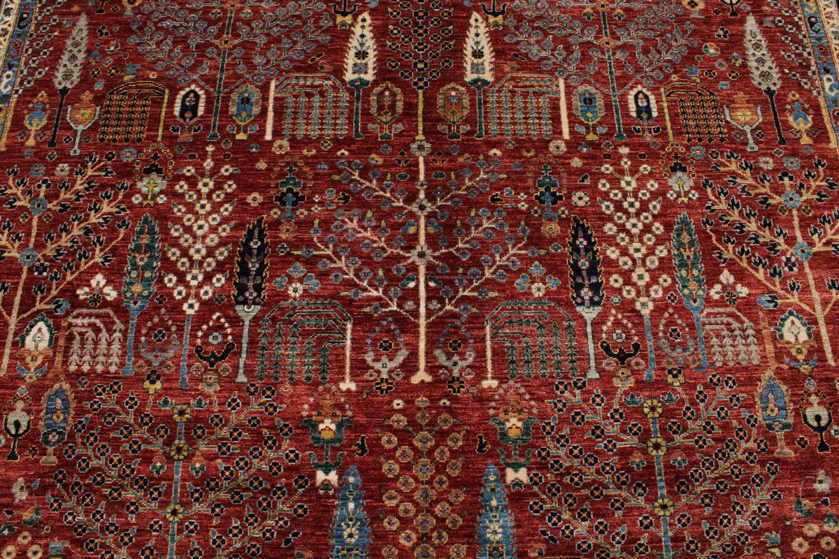 8x10 Red and Navy Traditional Rug