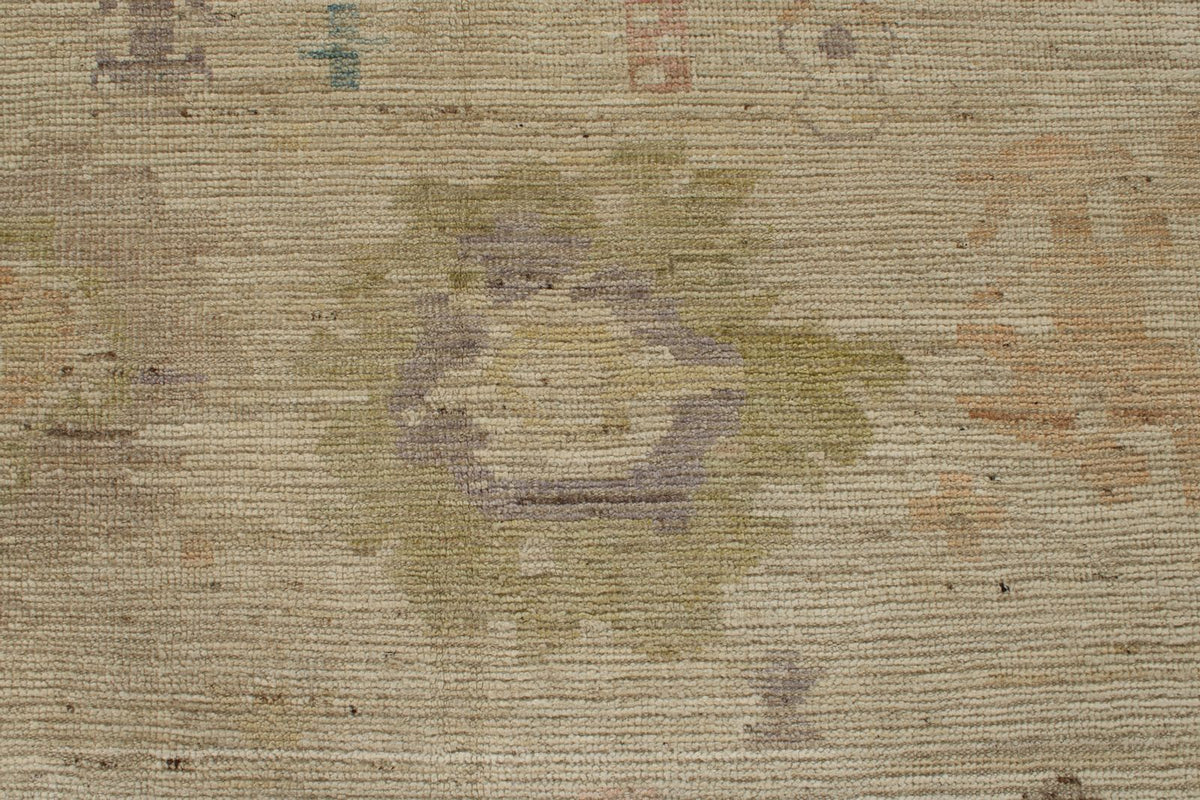 8x18 Ivory Turkish Oushak Runner