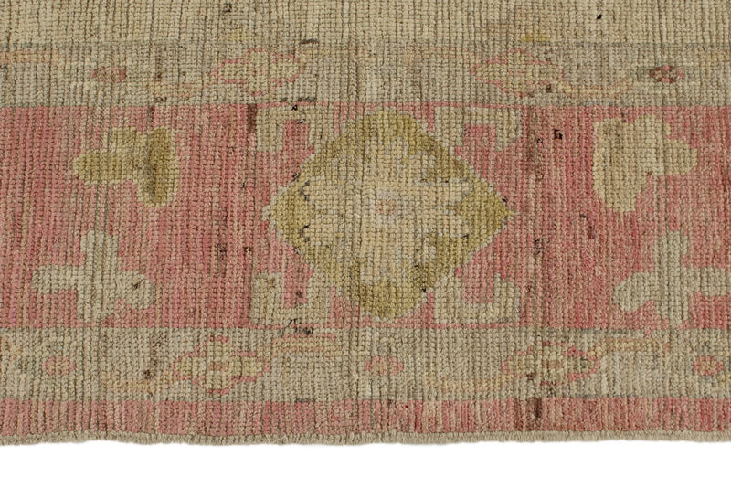 10x14 Ivory and Pink Turkish Oushak Rug