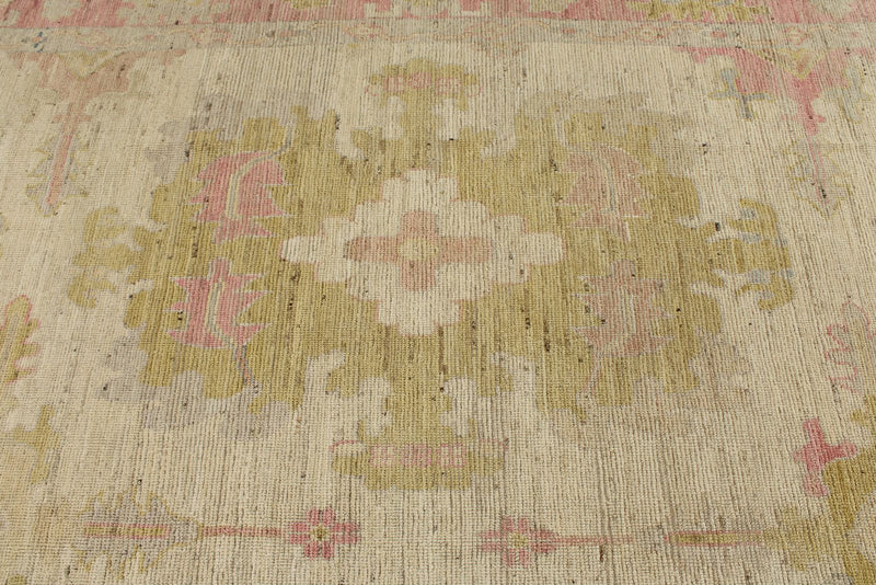 10x14 Ivory and Pink Turkish Oushak Rug