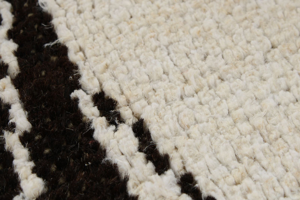 9x12 White and Black Modern Contemporary Rug