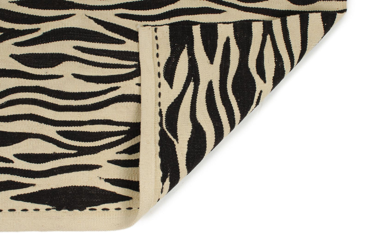 6x8 Black and Ivory Turkish Tribal Rug