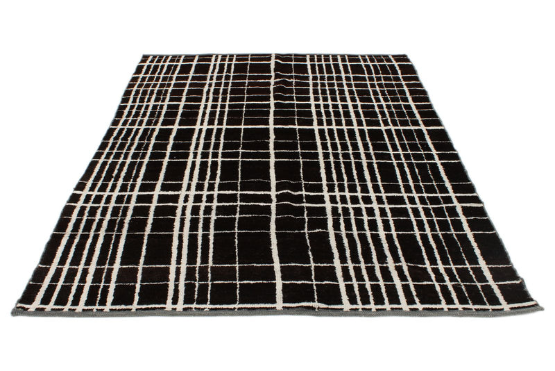 6x8 Beige and White Turkish Tribal Rug