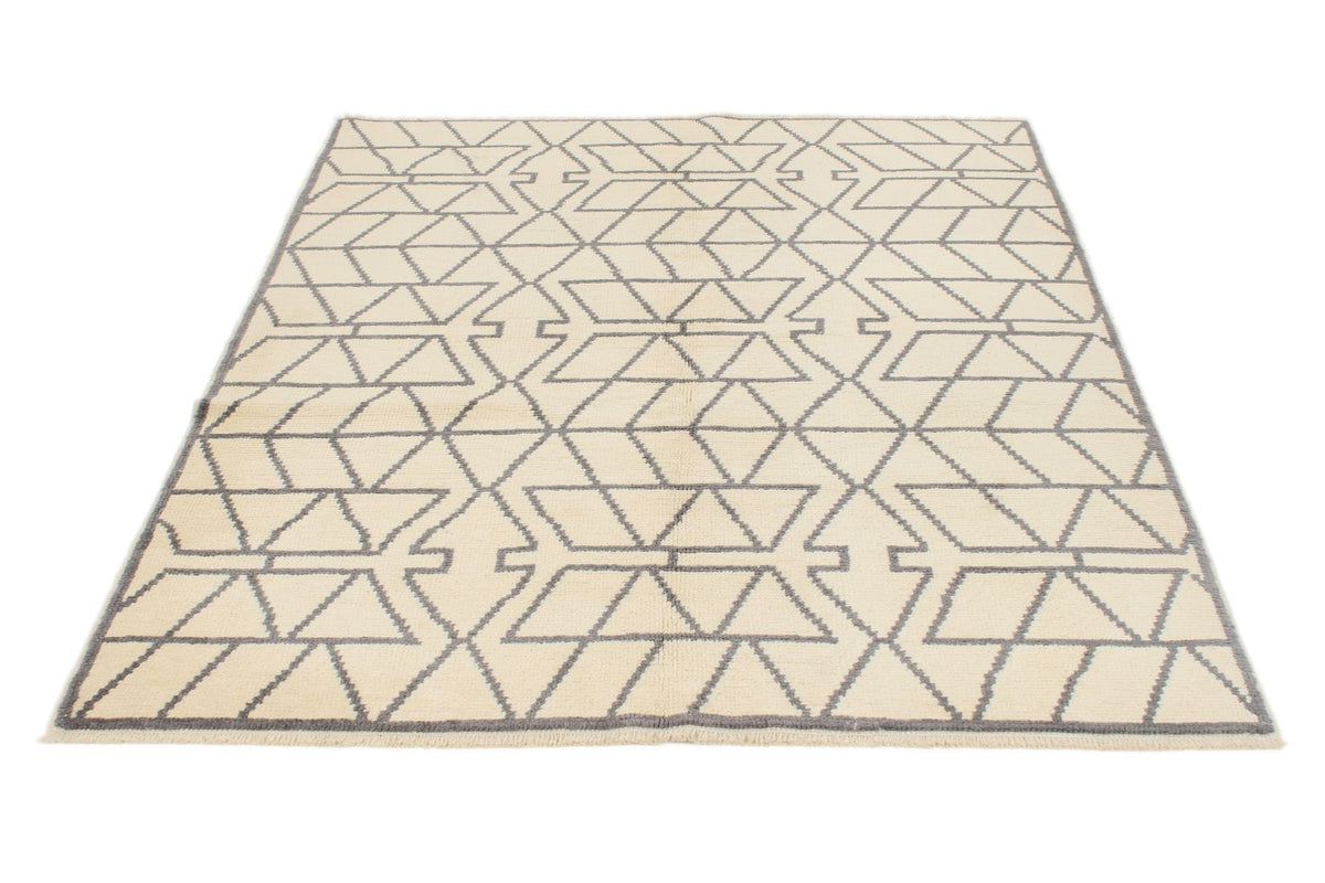 5x6 Ivory and Gray Turkish Tribal Rug