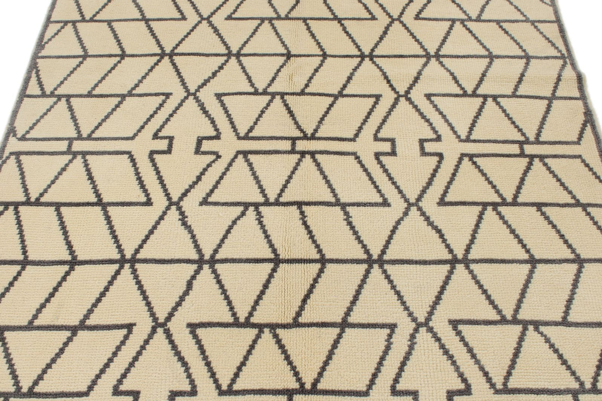 5x6 Ivory and Gray Turkish Tribal Rug