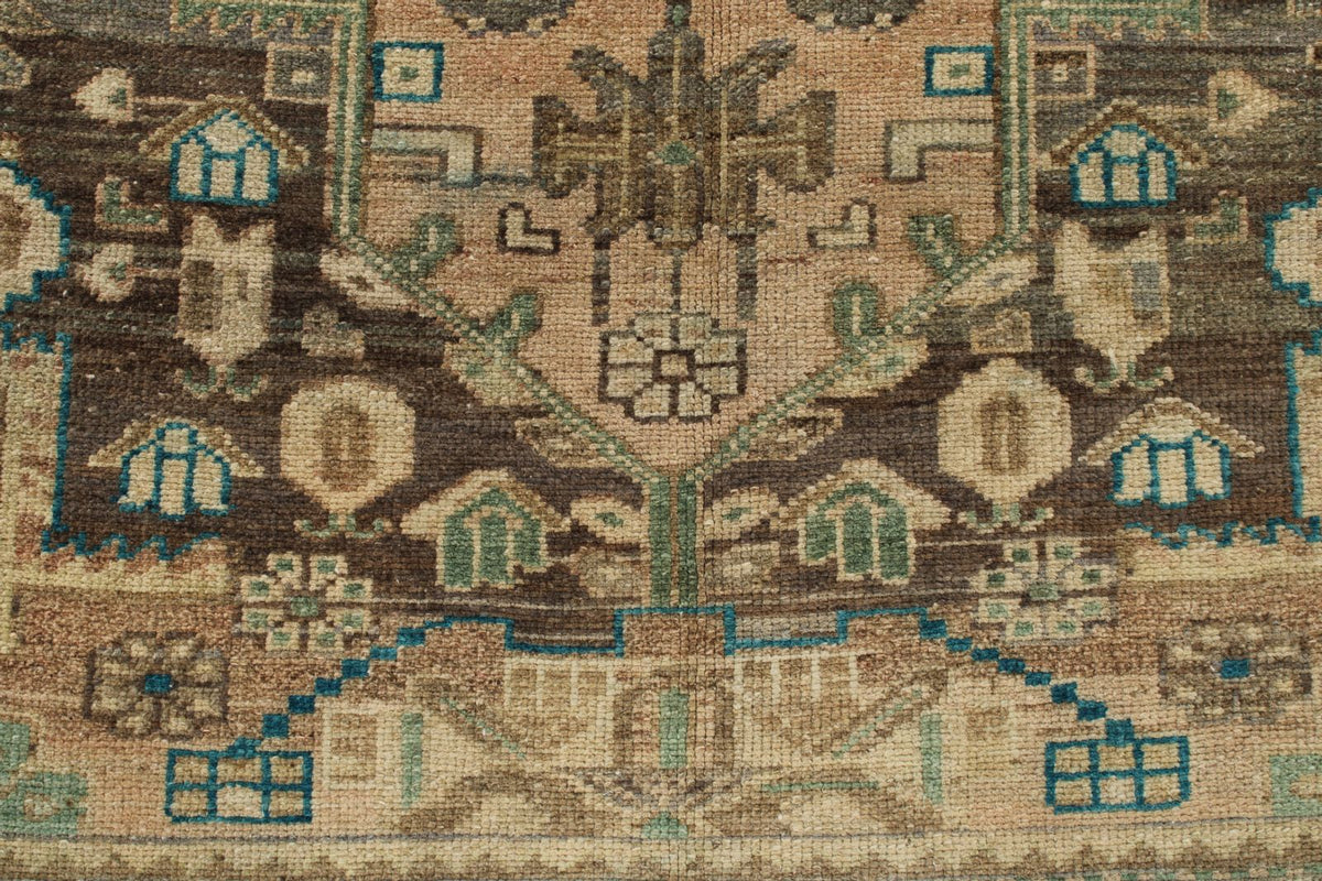 4x6 Brown and Ivory Persian Traditional Rug