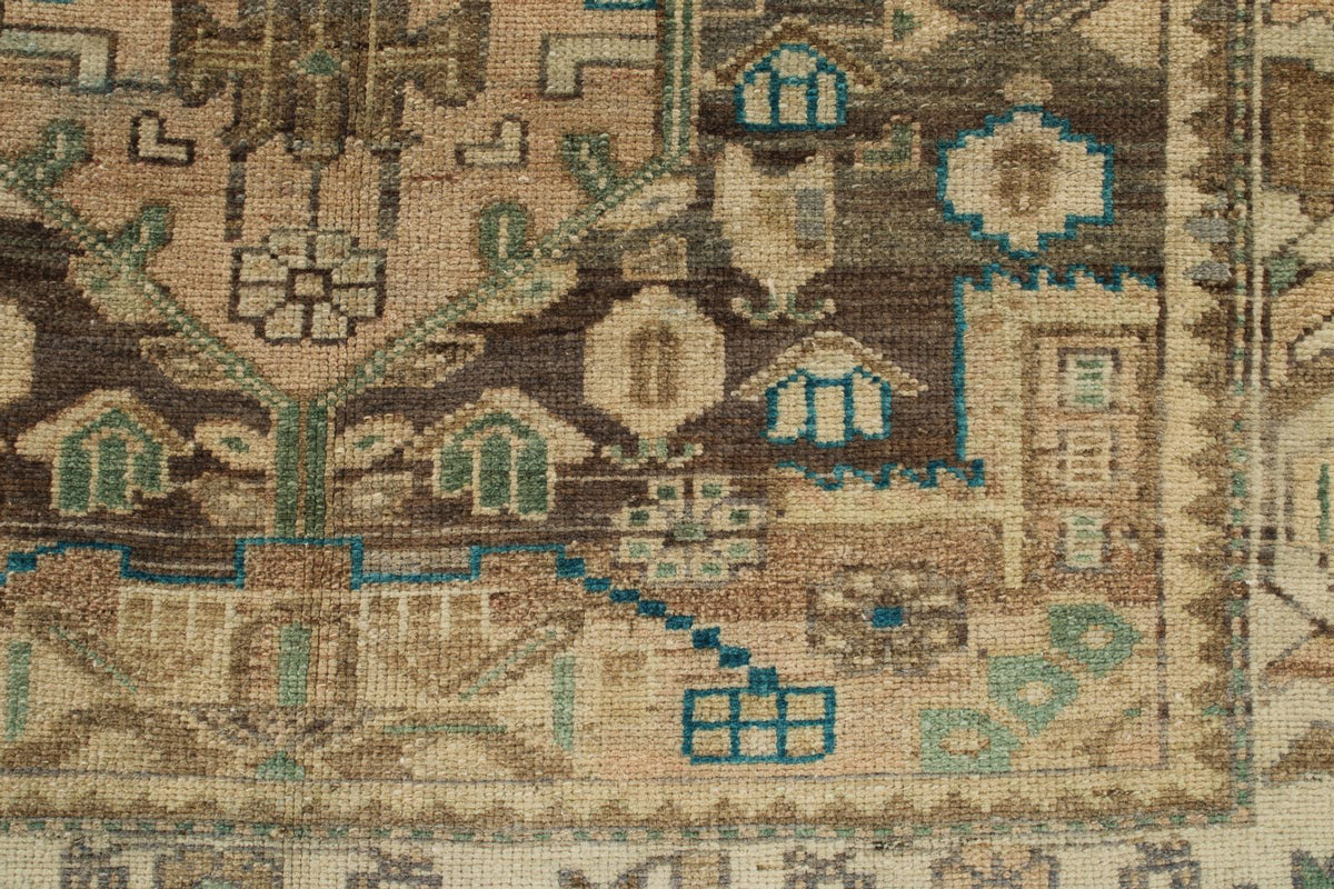 4x6 Brown and Ivory Persian Traditional Rug