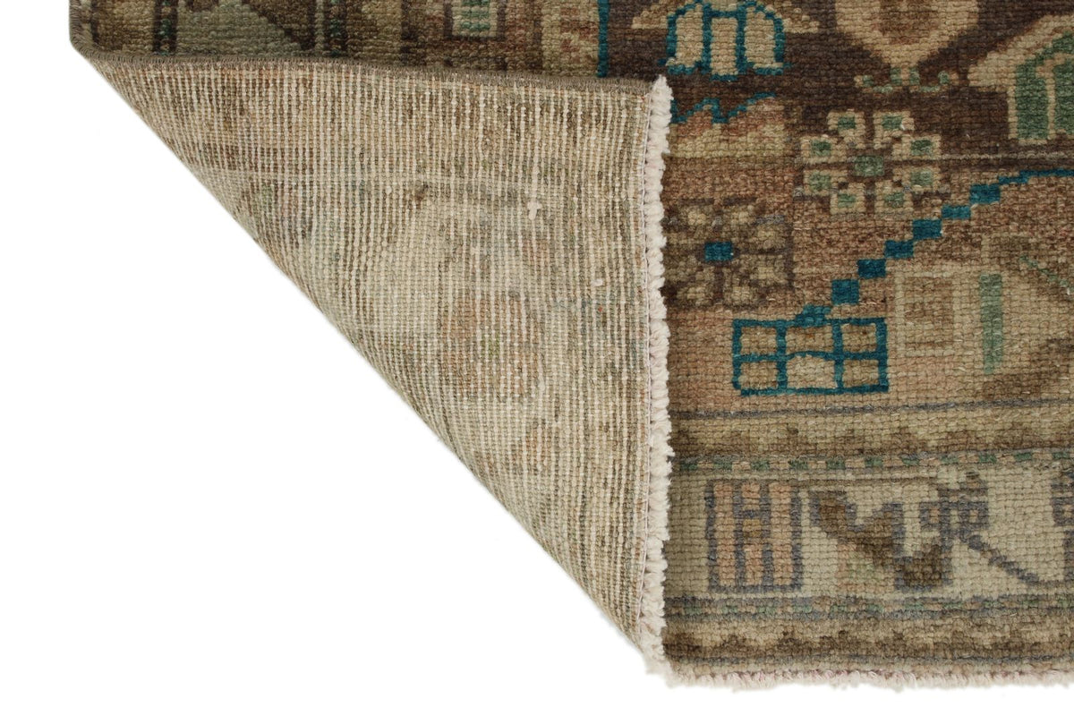 4x6 Brown and Ivory Persian Traditional Rug