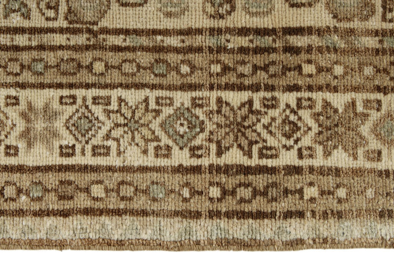 4x5 Ivory and Brown Persian Traditional Rug