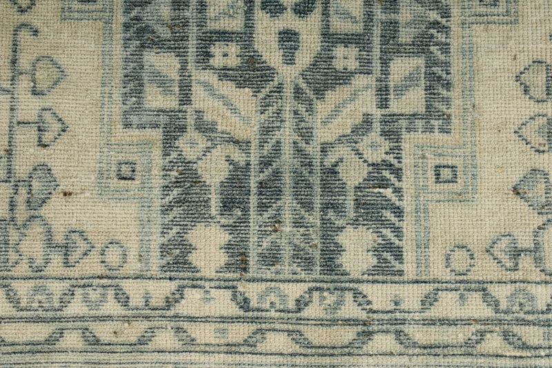 4x7 Gray and Ivory Persian Rug