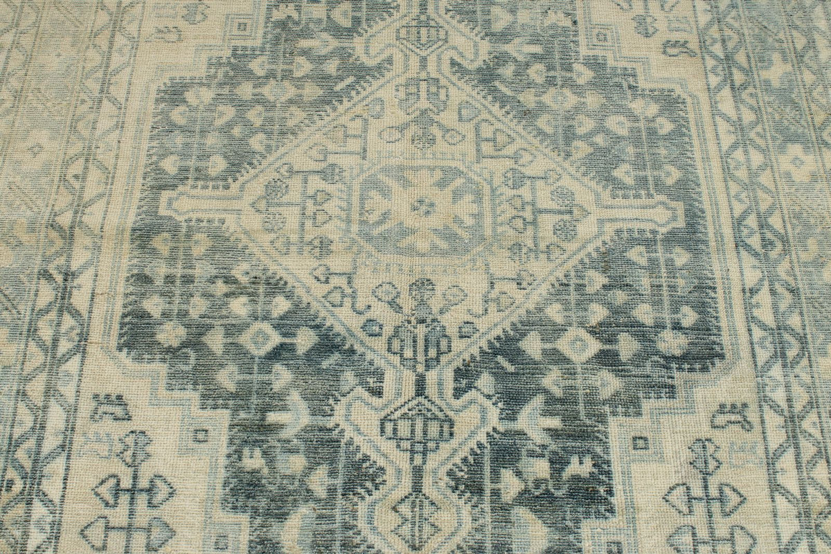 4x7 Gray and Ivory Persian Rug