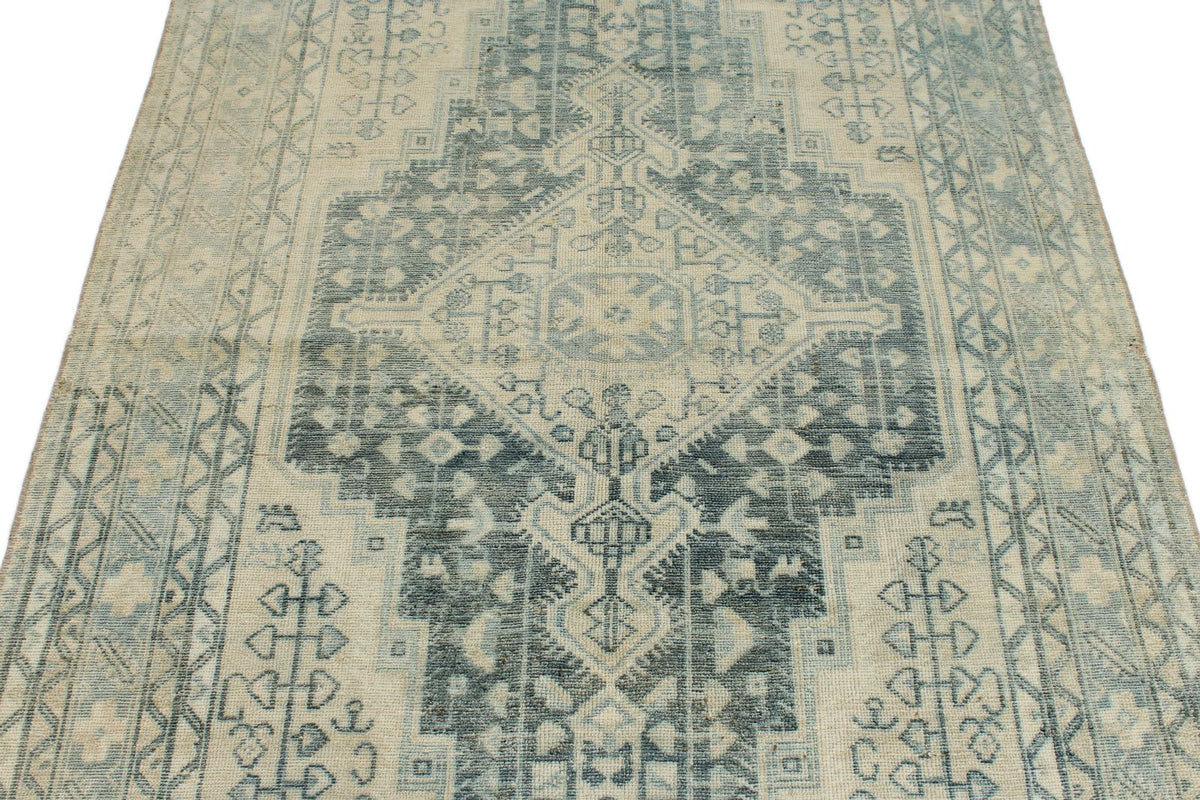 4x7 Gray and Ivory Persian Rug