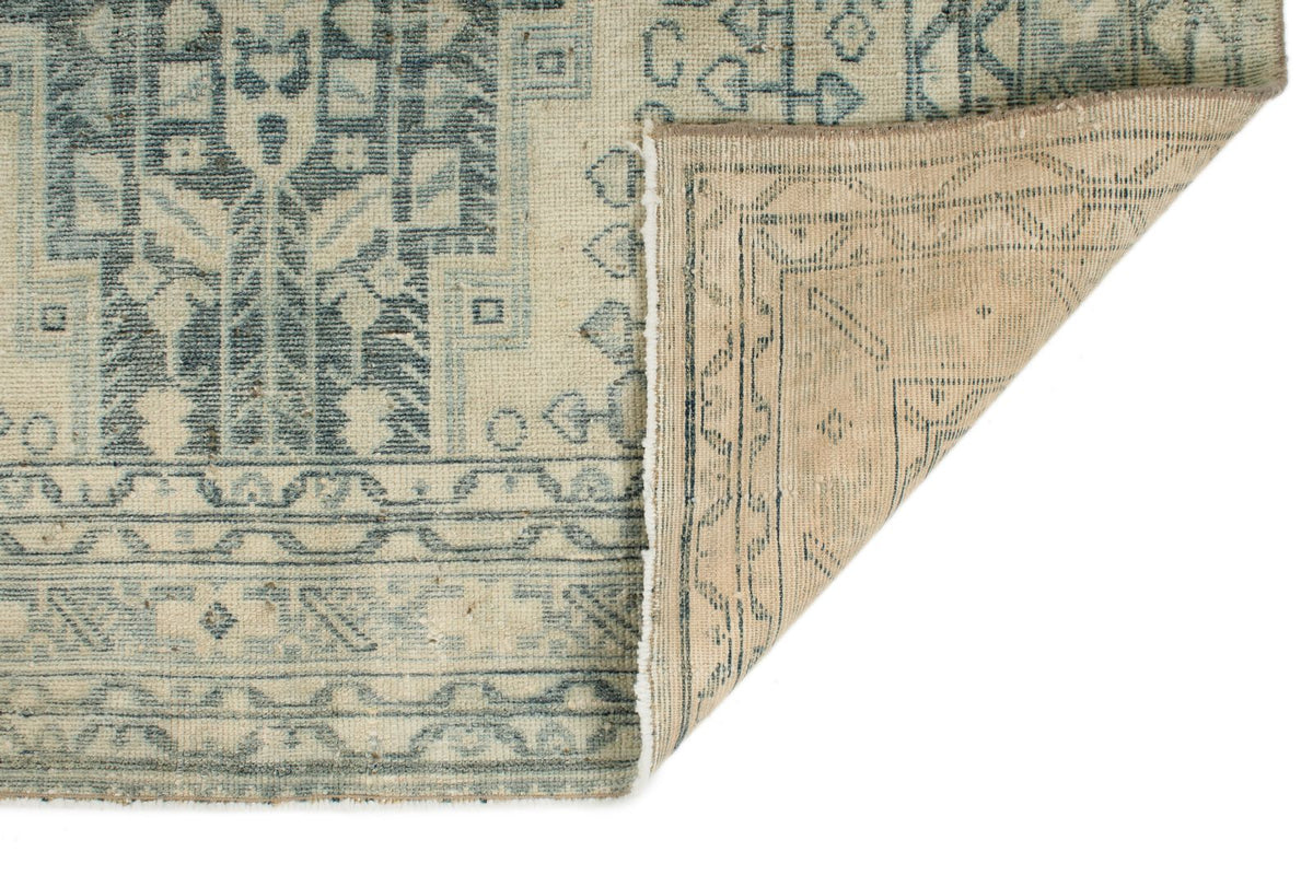 4x7 Gray and Ivory Persian Rug