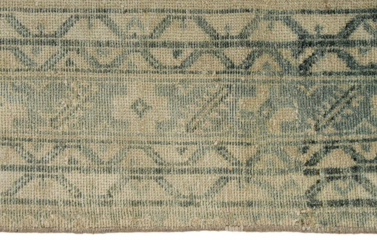 4x7 Gray and Ivory Persian Rug