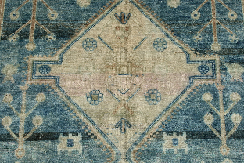 5x7 Ivory and Light Blue Persian Tribal Rug