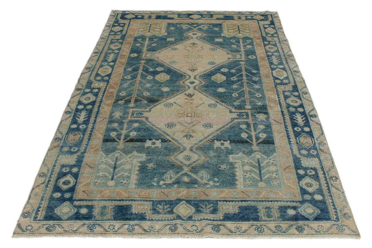 5x7 Ivory and Light Blue Persian Tribal Rug